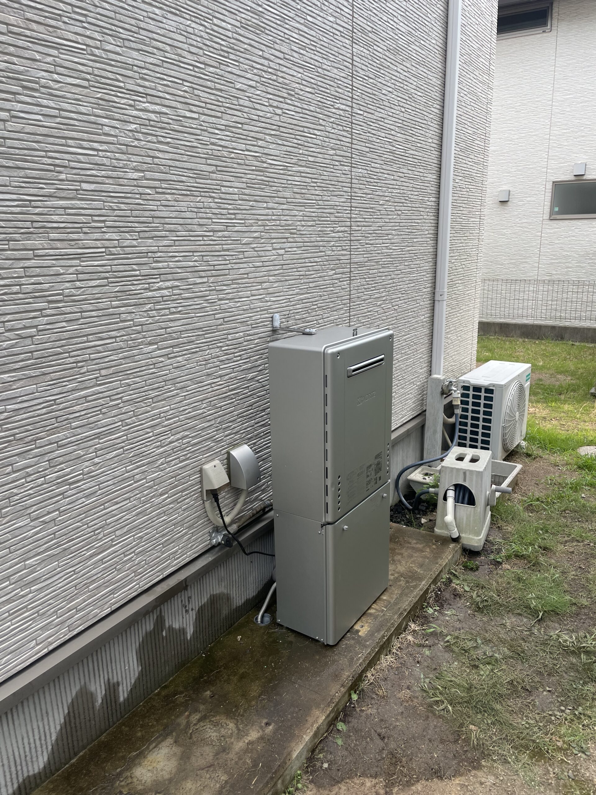 神戸市垂水区Nガス給湯器の施工事例工事後写真