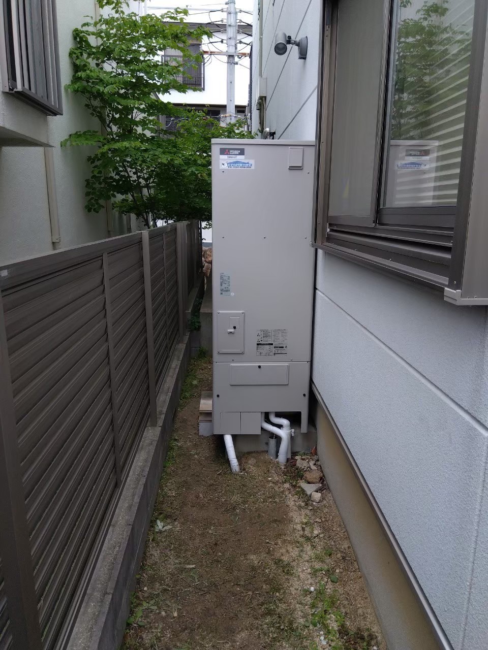 神戸市東灘区Sエコキュートの施工事例工事後写真