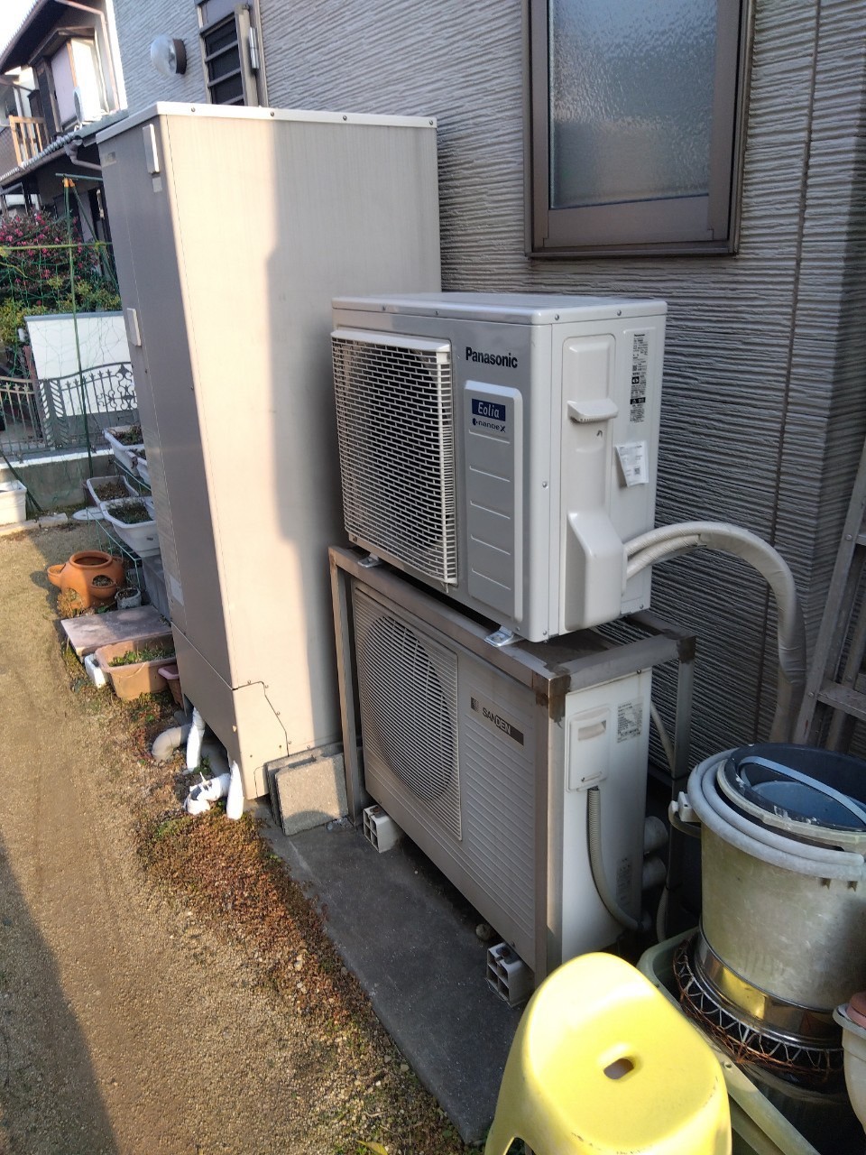 兵庫県加古川市Wエコキュートの施工事例工事前写真