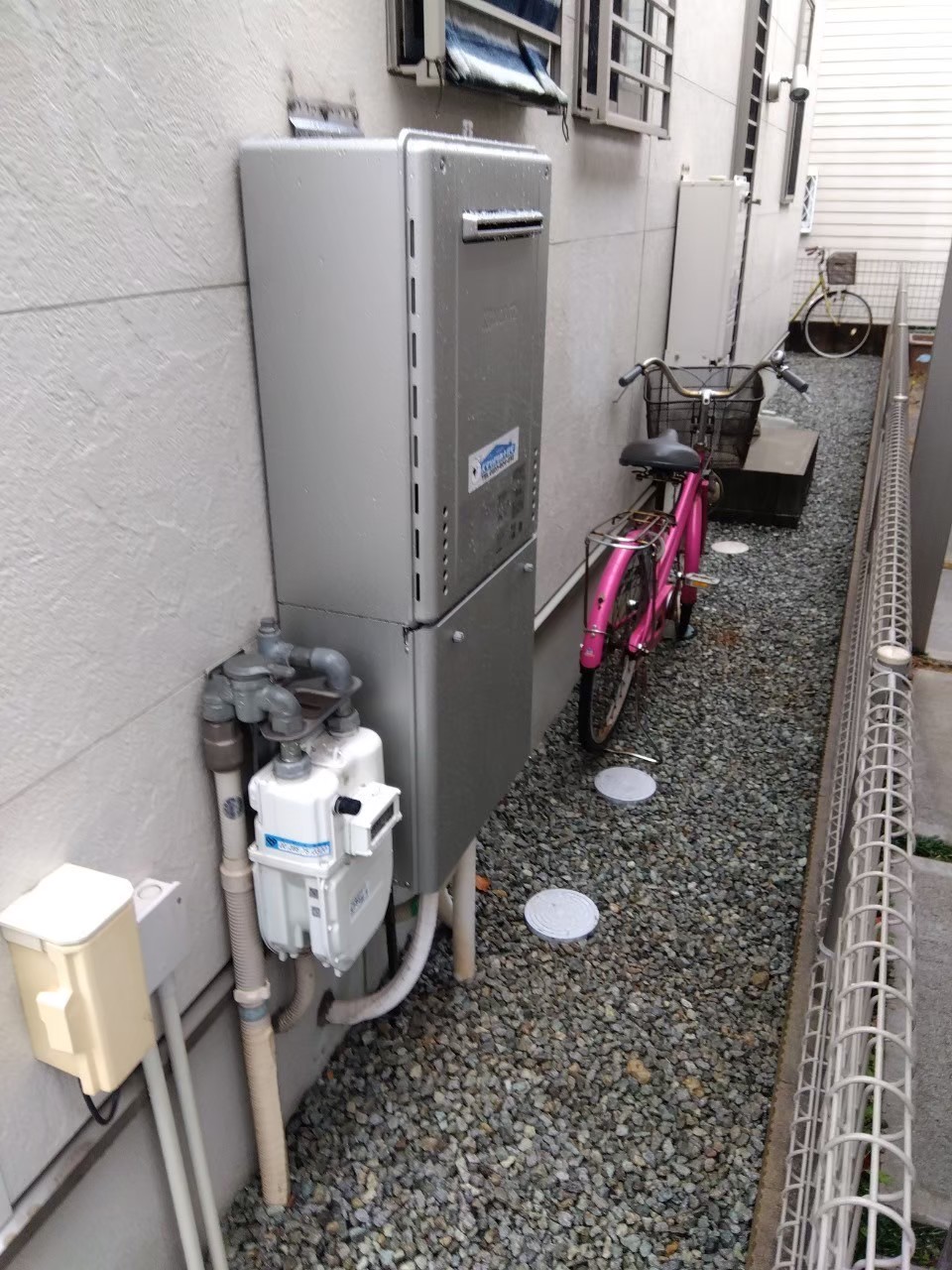 兵庫県明石市Sガス給湯器の施工事例工事後写真