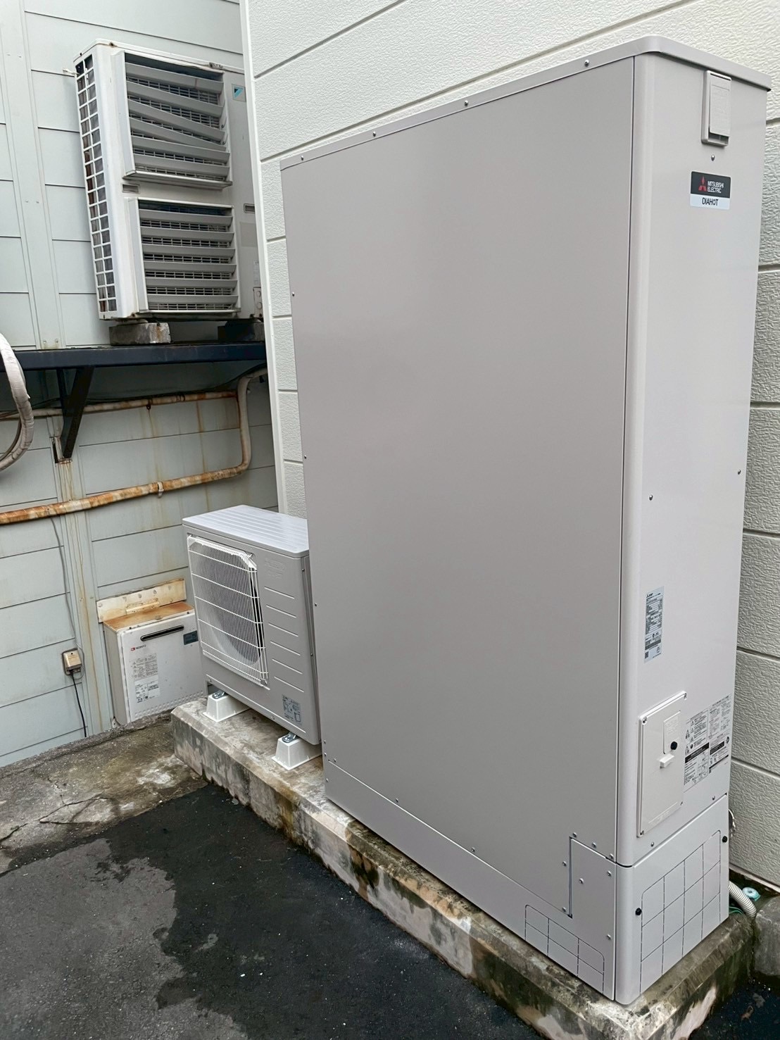神戸市中央区Mエコキュートの施工事例工事後写真
