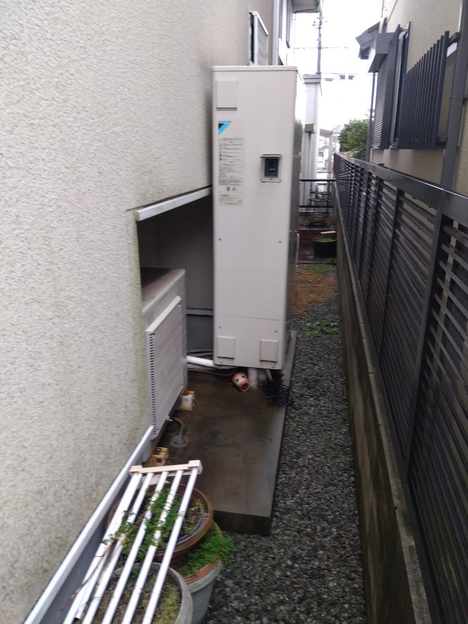 兵庫県加古川市Oエコキュートの施工事例工事前写真