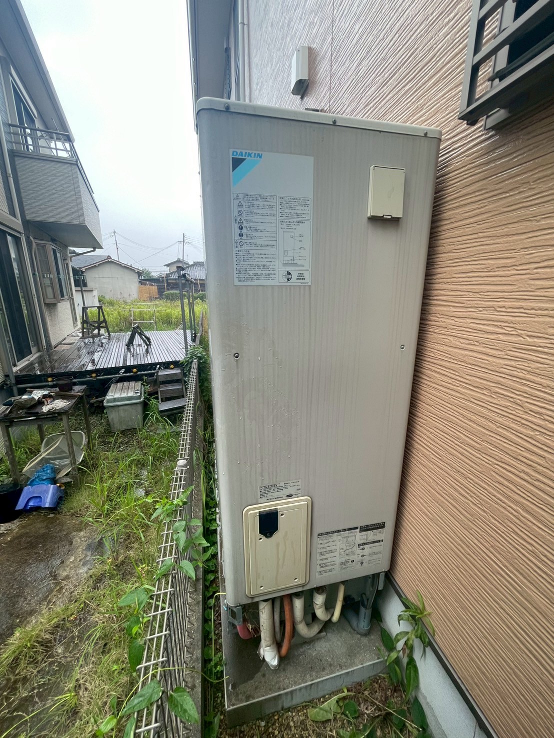 兵庫県加古川市Kエコキュートの施工事例工事前写真