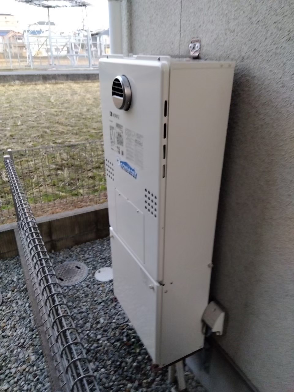 兵庫県明石市Hガス給湯器の施工事例工事後写真
