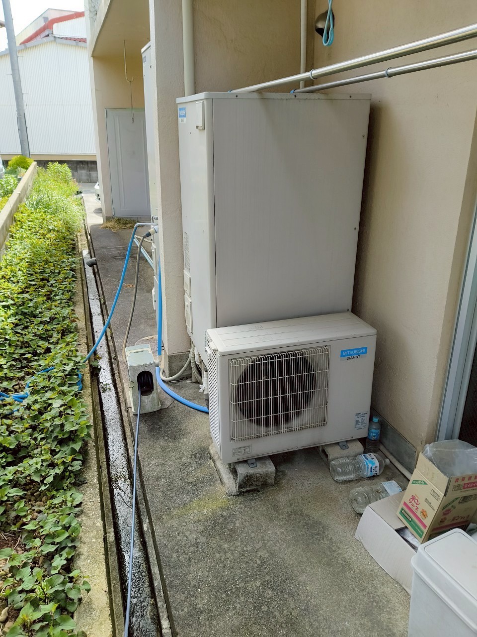 兵庫県明石市Nエコキュートの施工事例工事前写真