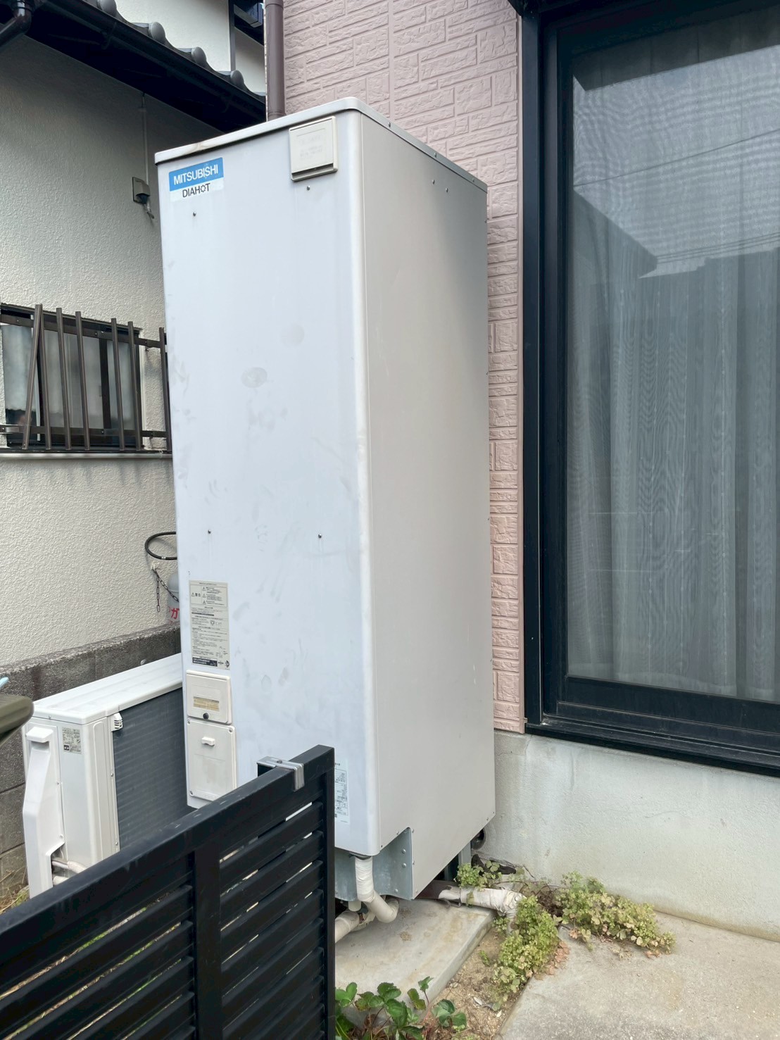 兵庫県明石市Mエコキュートの施工事例工事前写真