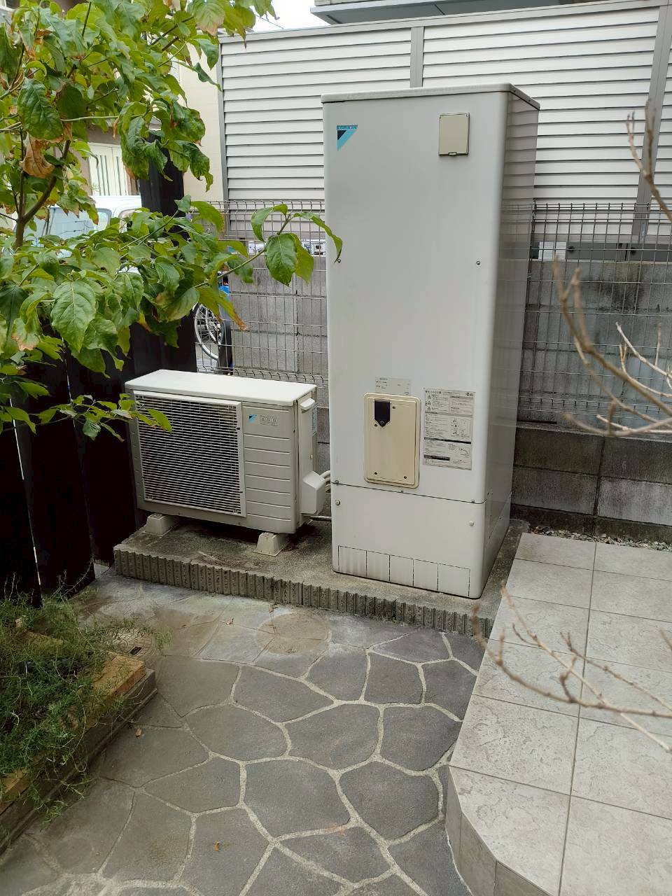 兵庫県尼崎市Yエコキュートの施工事例工事前写真