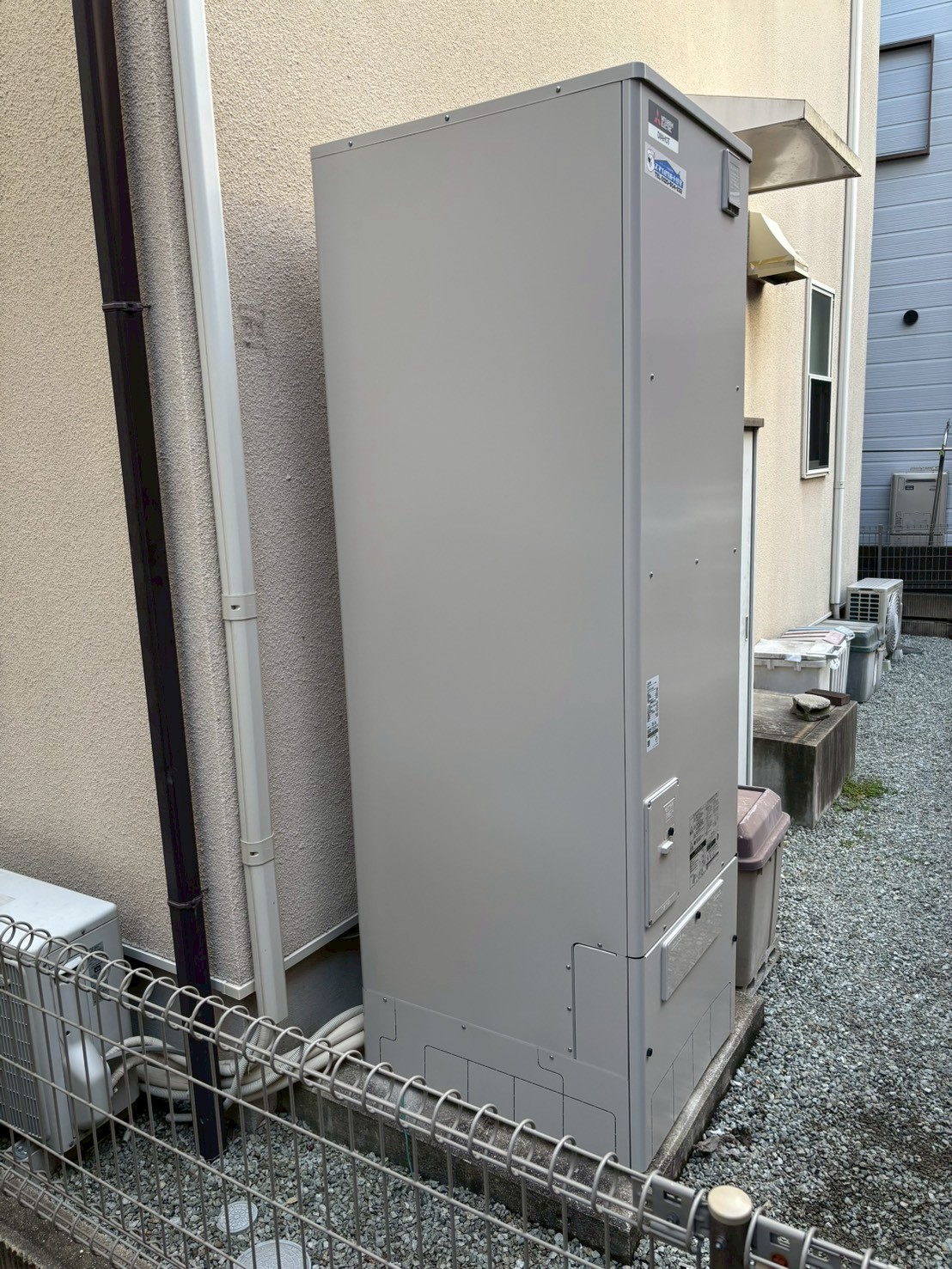 兵庫県加古川市Wエコキュートの施工事例工事後写真