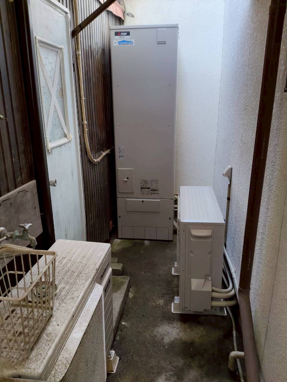 兵庫県加古川市Oエコキュートの施工事例工事後写真