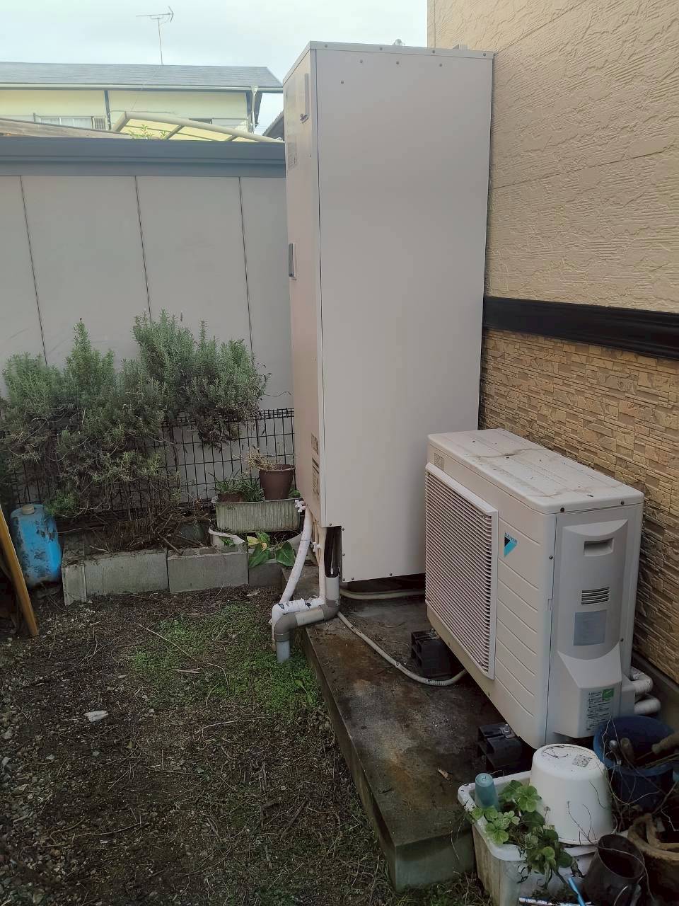 兵庫県加古川市Yエコキュートの施工事例工事前写真