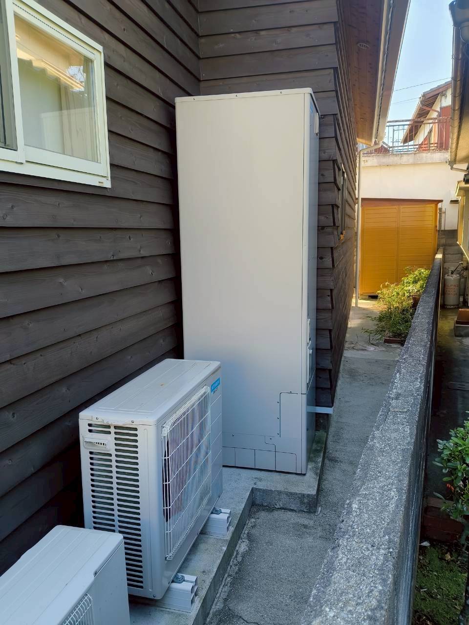 兵庫県加古川市Fエコキュートの施工事例工事前写真