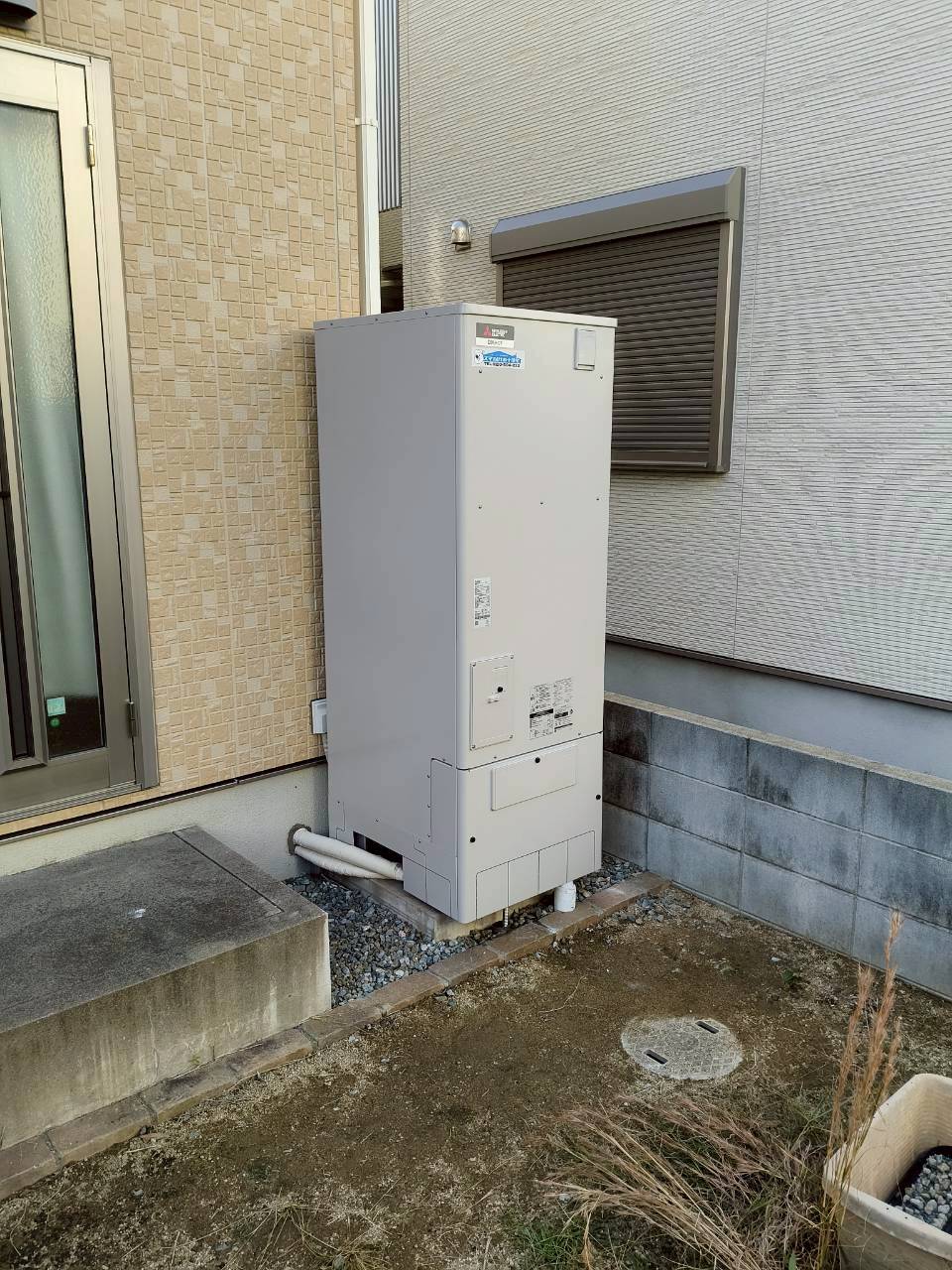 兵庫県明石市Tエコキュートの施工事例工事後写真