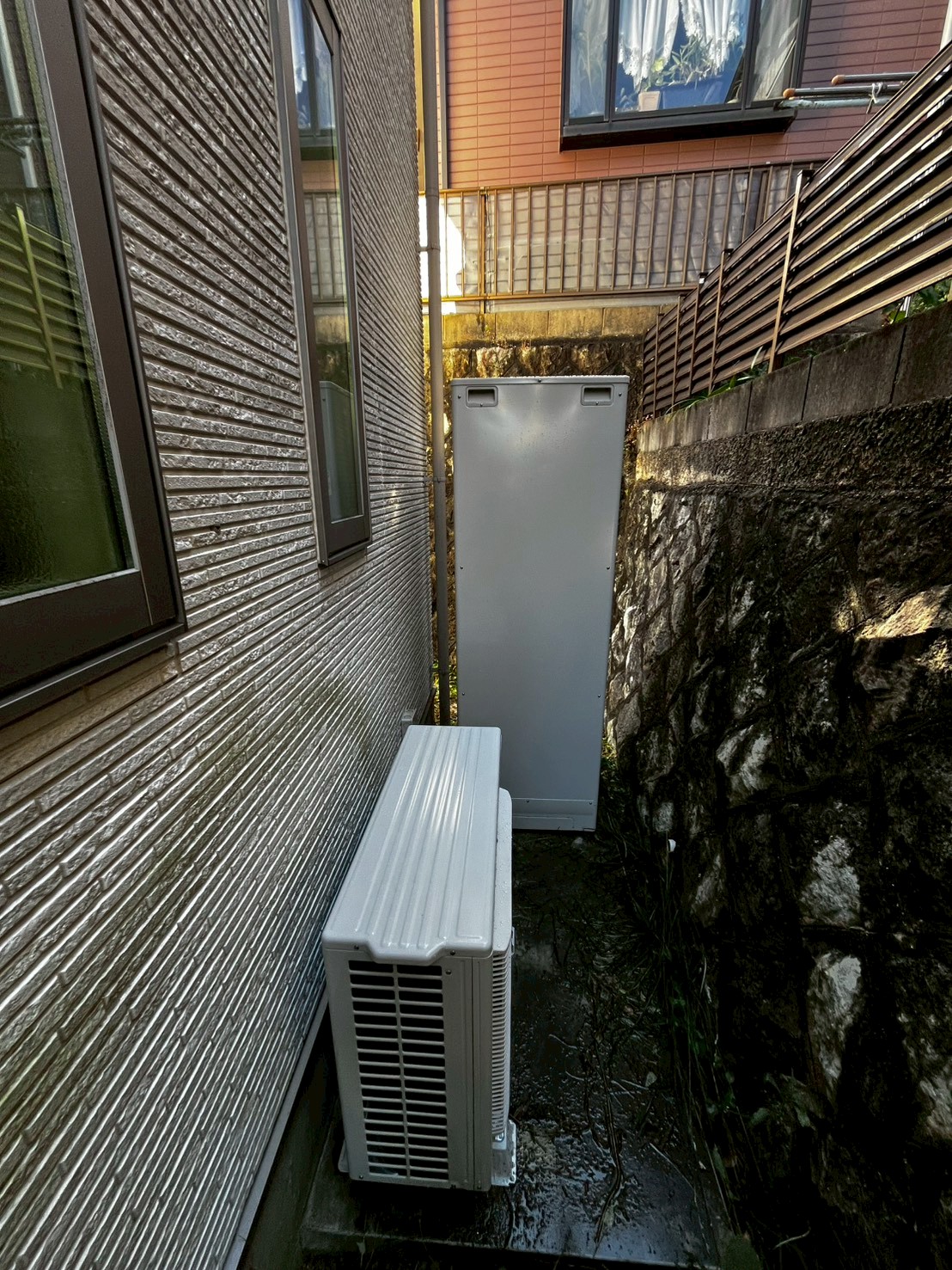 兵庫県宝塚市Kエコキュートの施工事例工事後写真