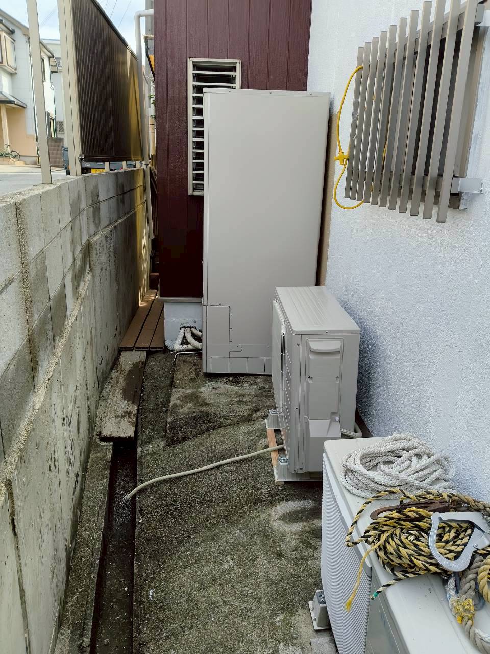 兵庫県明石市Hエコキュートの施工事例工事後写真