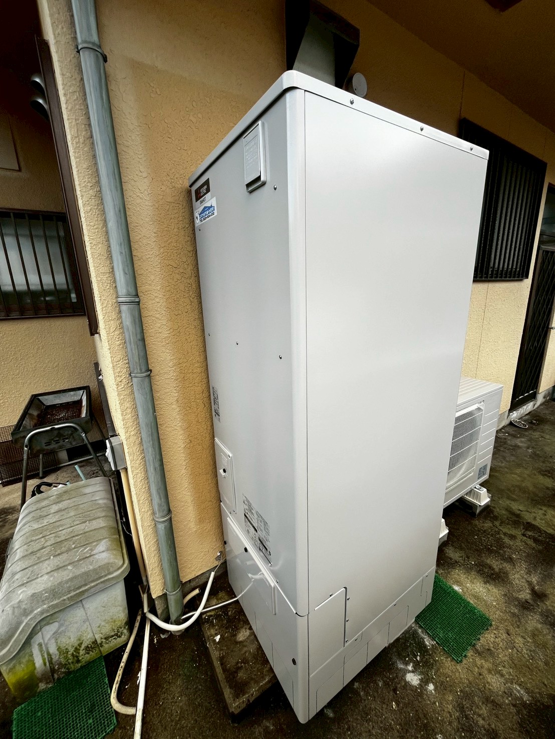 兵庫県姫路市Uエコキュートの施工事例工事後写真