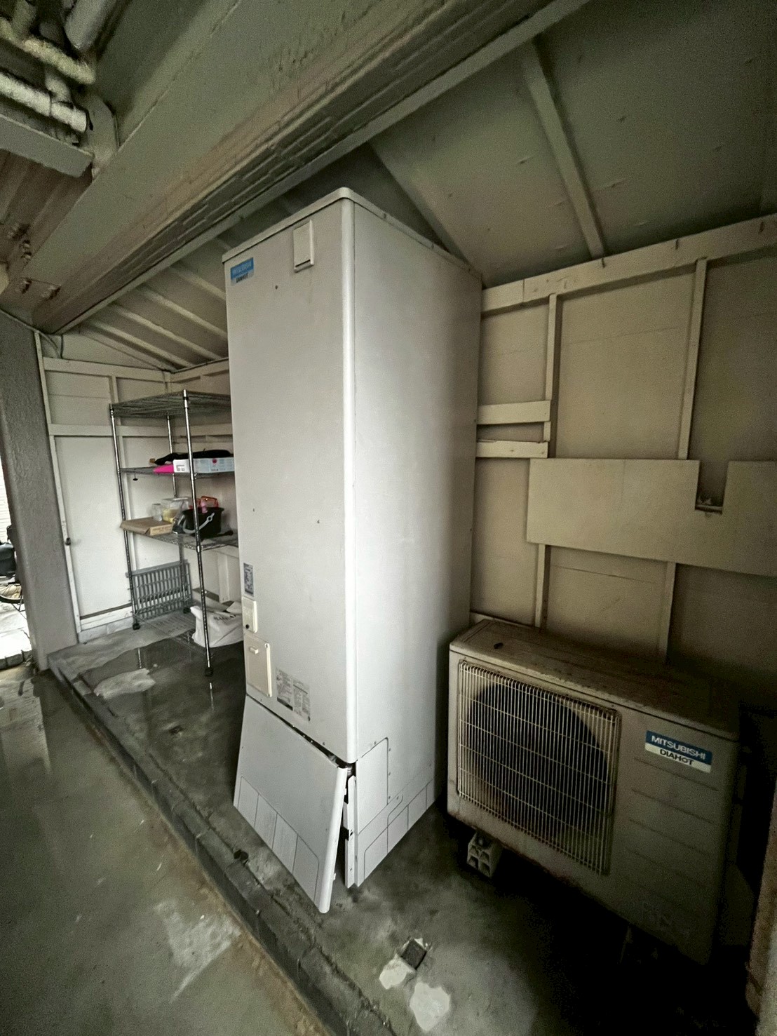 神戸市東灘区Mエコキュートの施工事例工事前写真