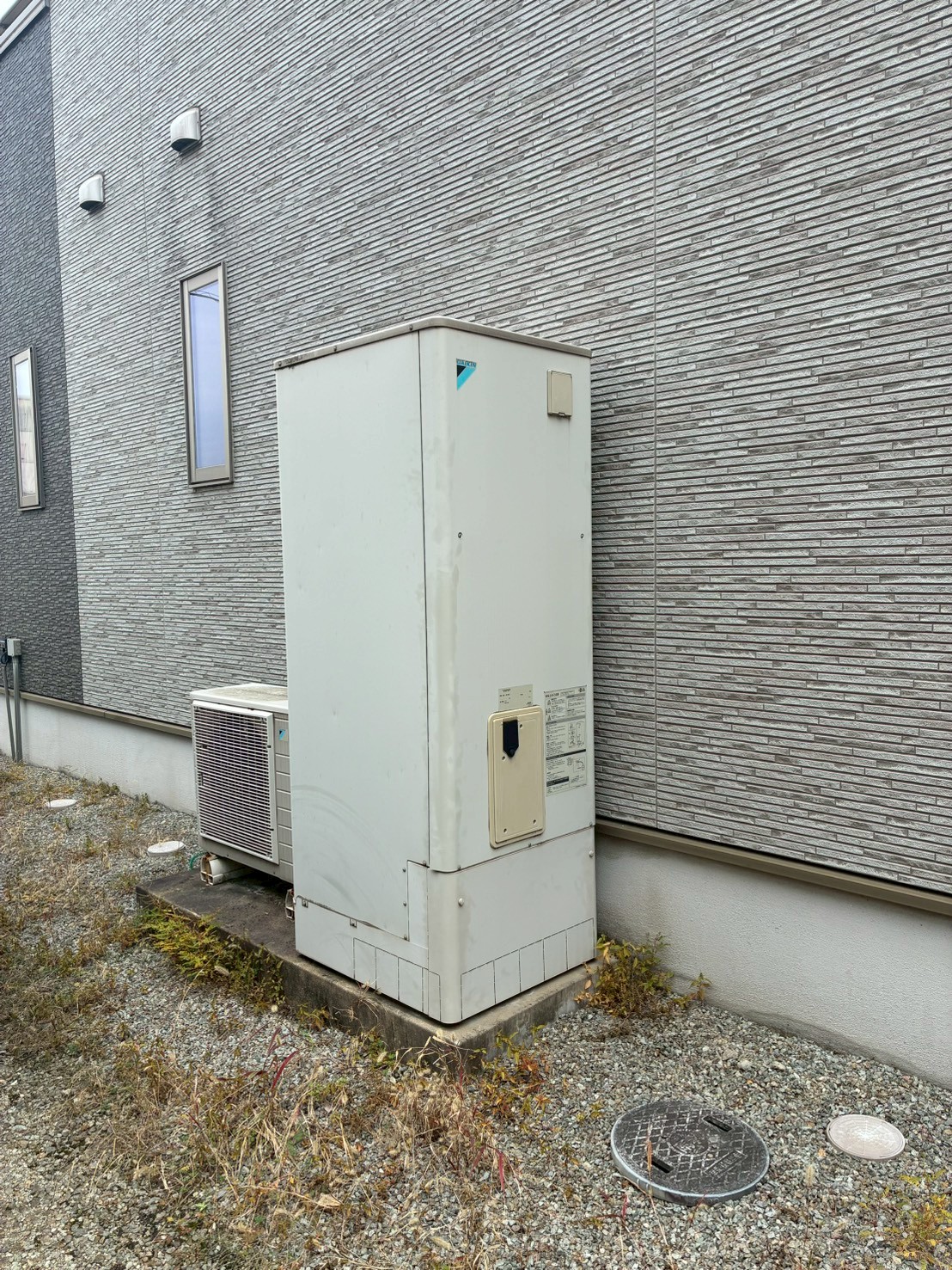 兵庫県加古川市Sエコキュートの施工事例工事前写真