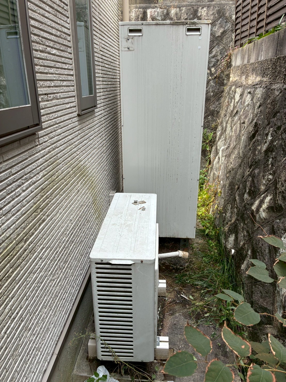 兵庫県宝塚市Kエコキュートの施工事例工事前写真