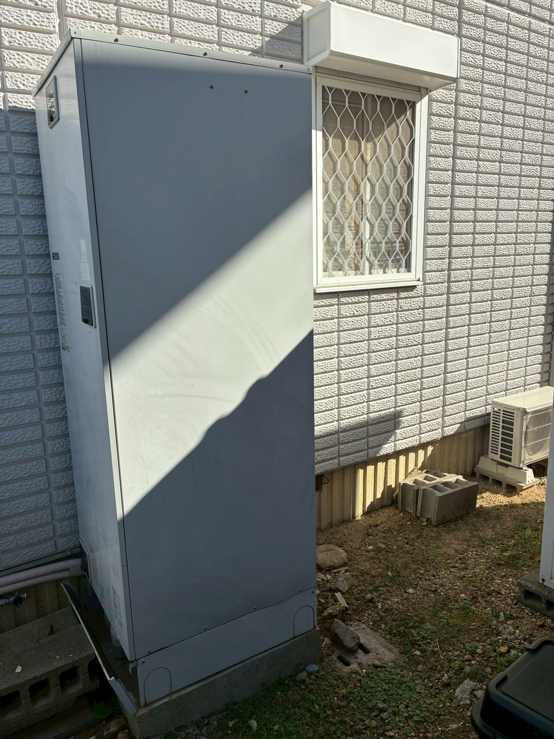 神戸市西区Tエコキュートの施工事例工事前写真