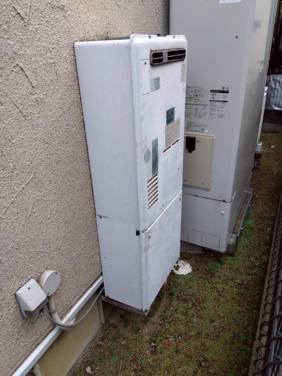 兵庫県明石市レンジフード交換工事工事イメージ02