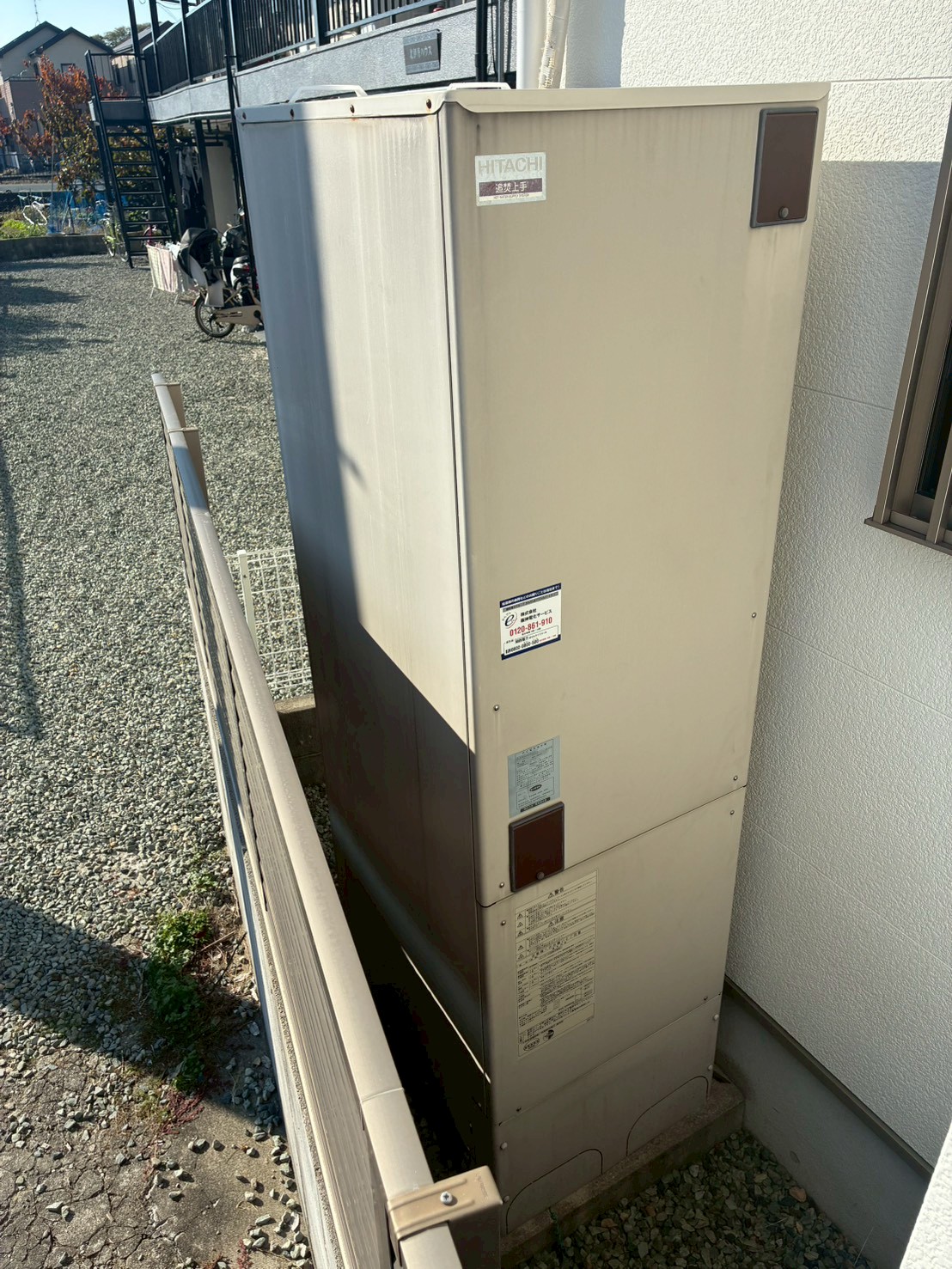 兵庫県伊丹市Iエコキュートの施工事例工事前写真