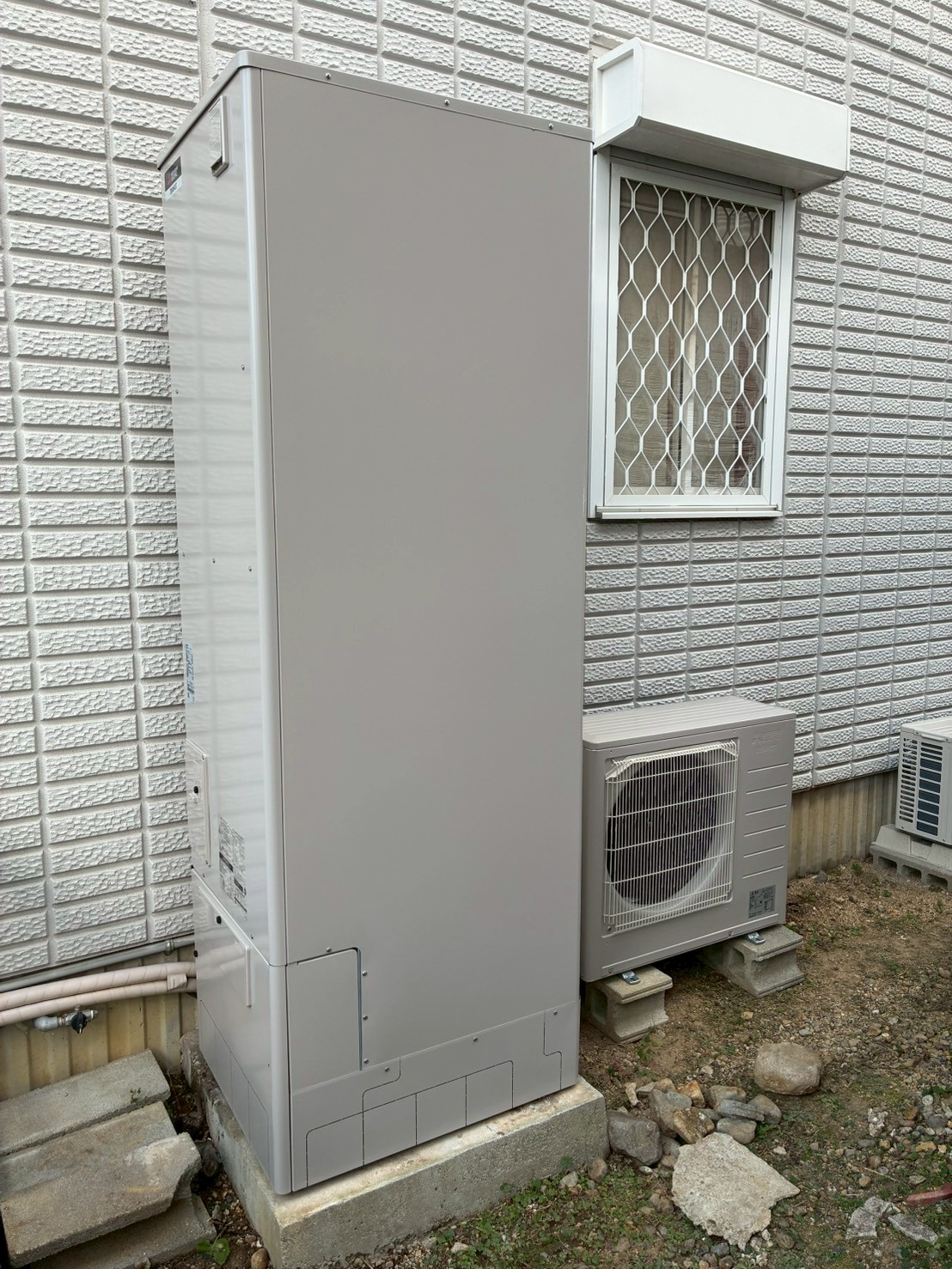 神戸市西区Tエコキュートの施工事例工事後写真