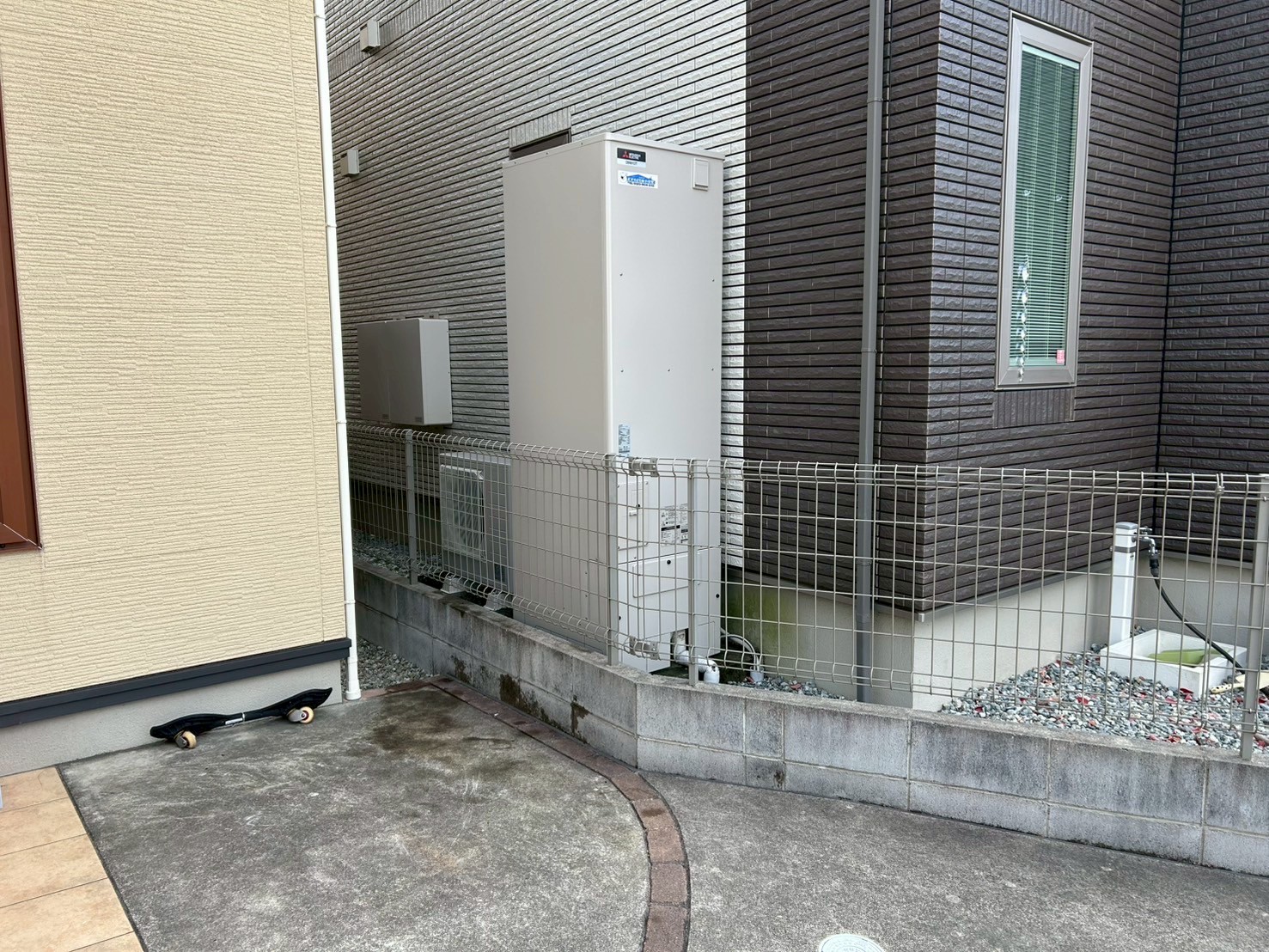 兵庫県明石市Mエコキュートの施工事例工事後写真