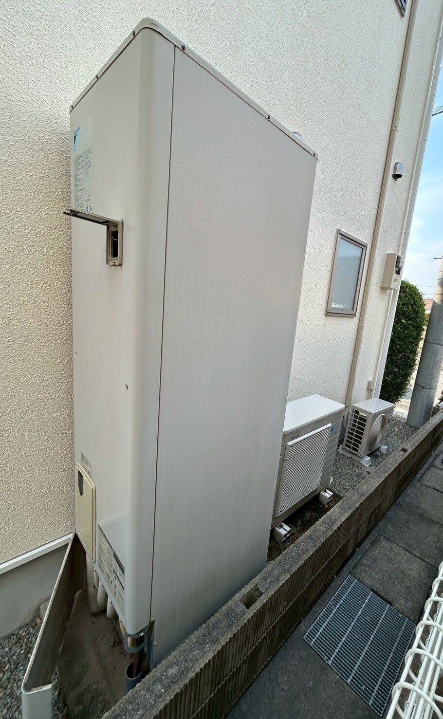 兵庫県明石市Fエコキュートの施工事例工事前写真