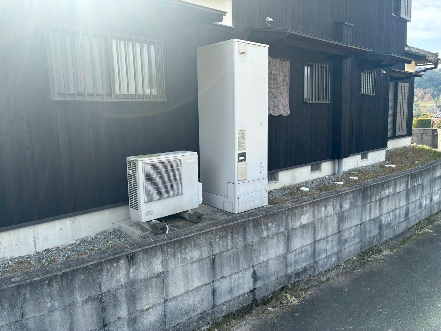 兵庫県姫路市Iエコキュートの施工事例工事前写真