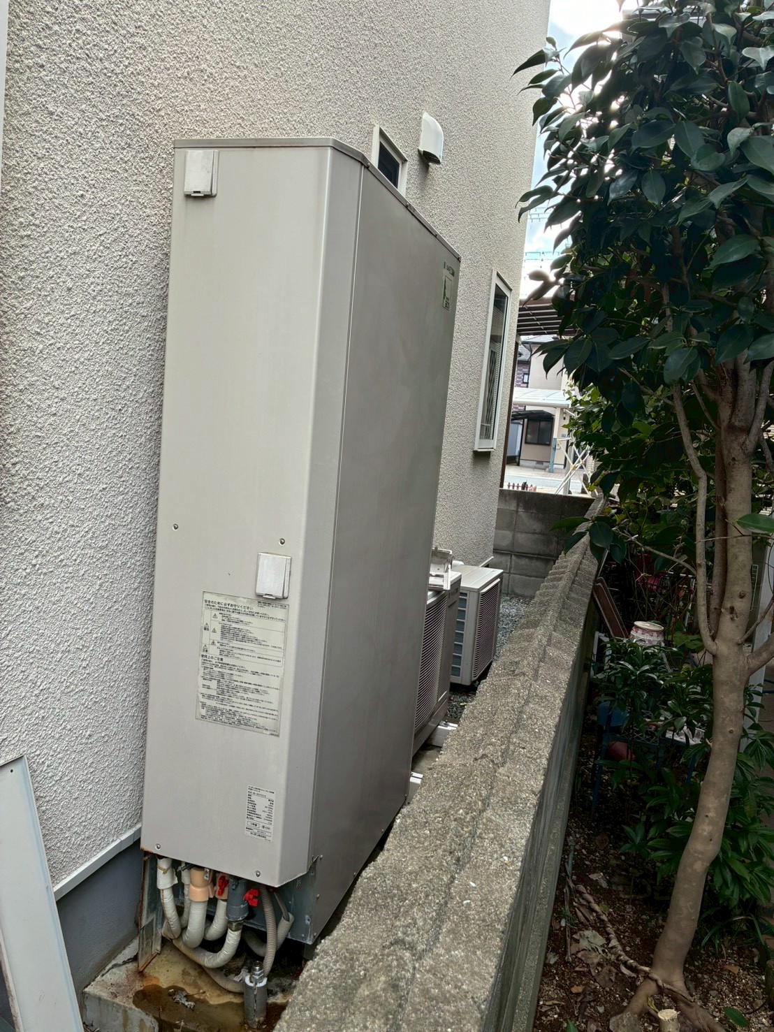 兵庫県宝塚市Tエコキュートの施工事例工事前写真