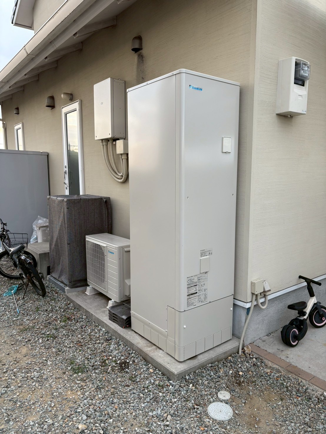 神戸市西区Tエコキュートの施工事例工事後写真