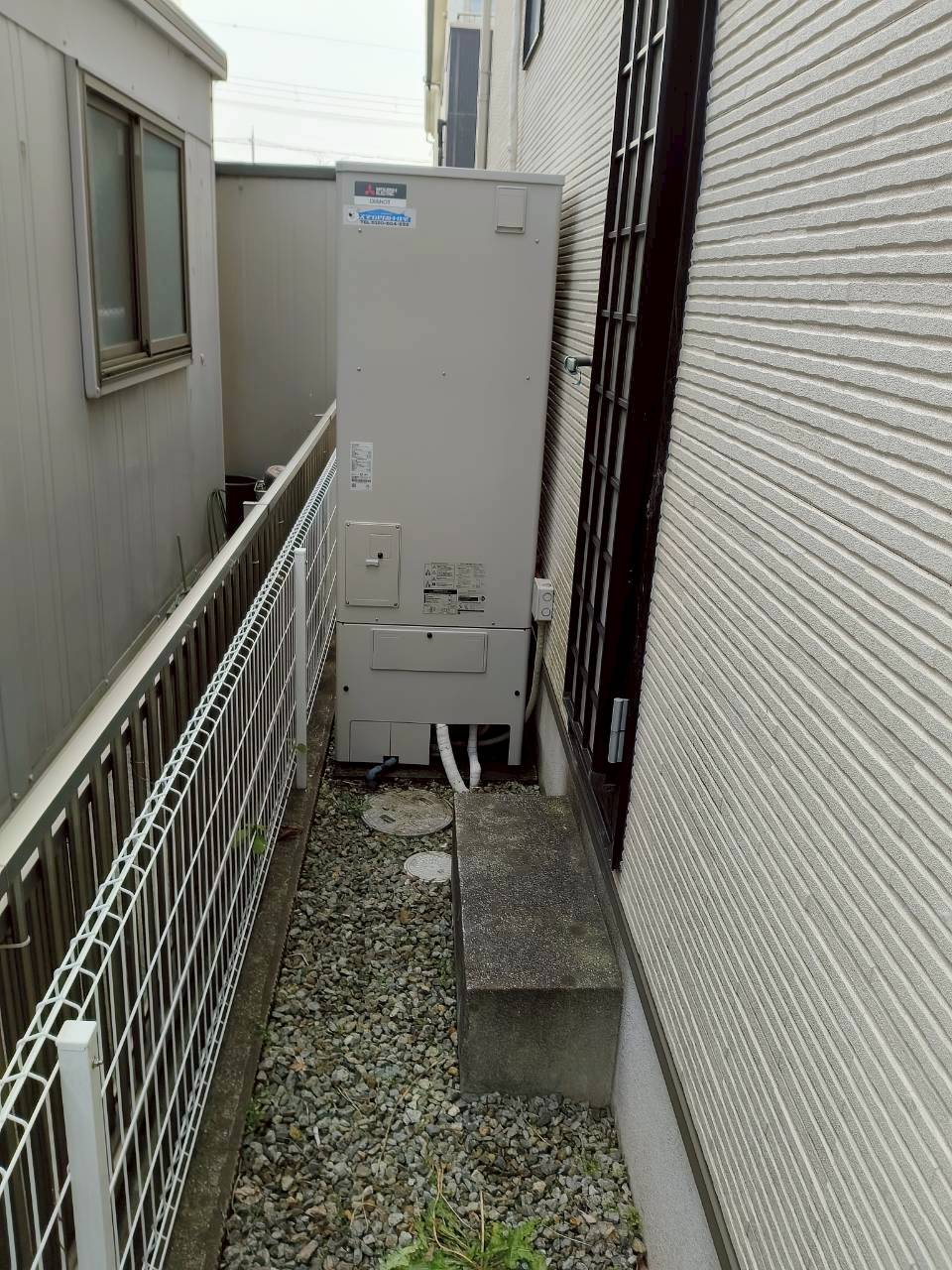 兵庫県明石市Tエコキュートの施工事例工事後写真