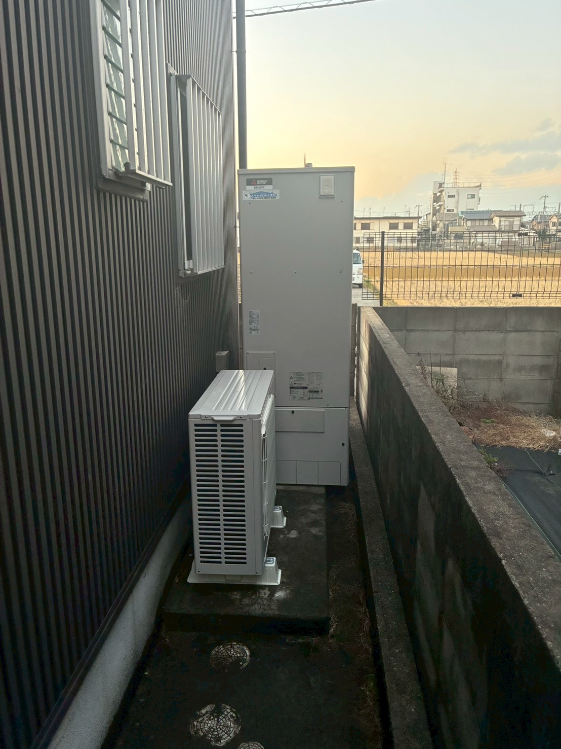 兵庫県加古川市Tエコキュートの施工事例工事後写真