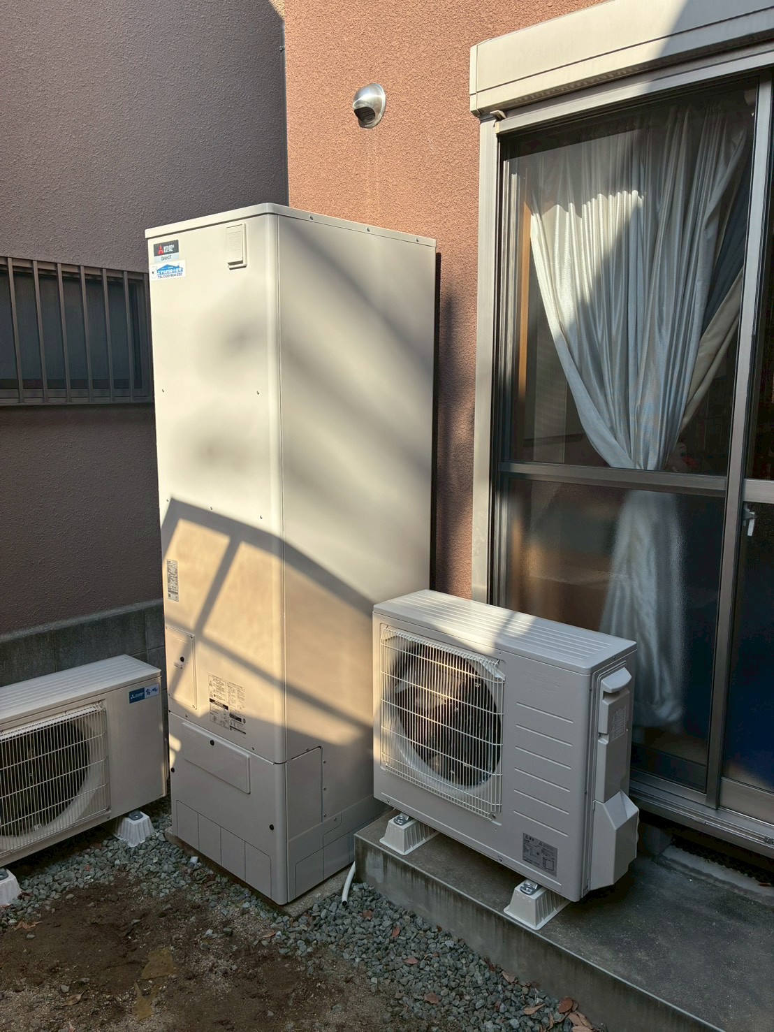 兵庫県伊丹市Yエコキュートの施工事例工事後写真