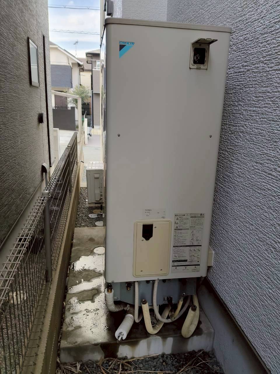 神戸市西区Oエコキュートの施工事例工事前写真