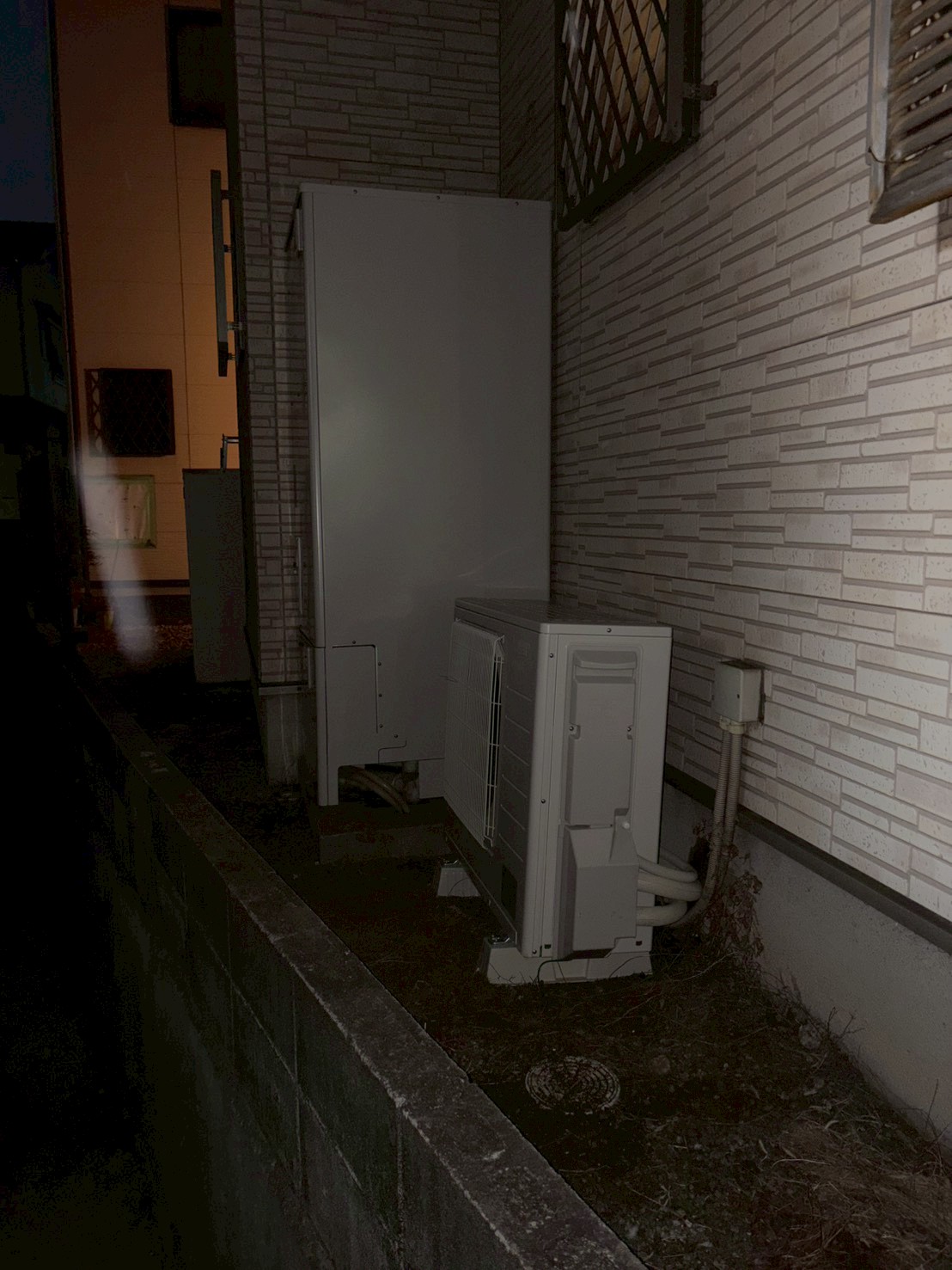 兵庫県加古郡播磨町Tエコキュートの施工事例工事後写真