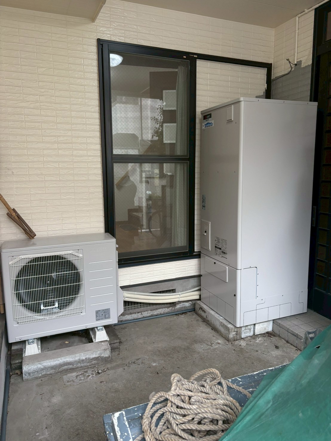 神戸市東灘区Tエコキュートの施工事例工事後写真