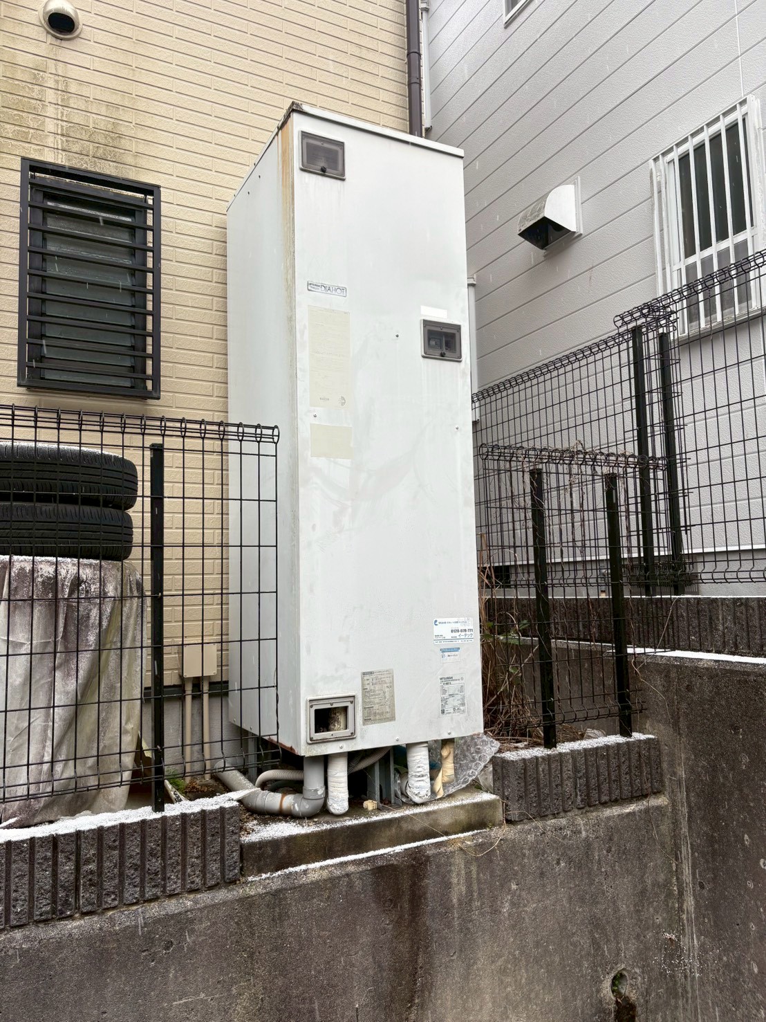 神戸市北区Dエコキュートの施工事例工事前写真