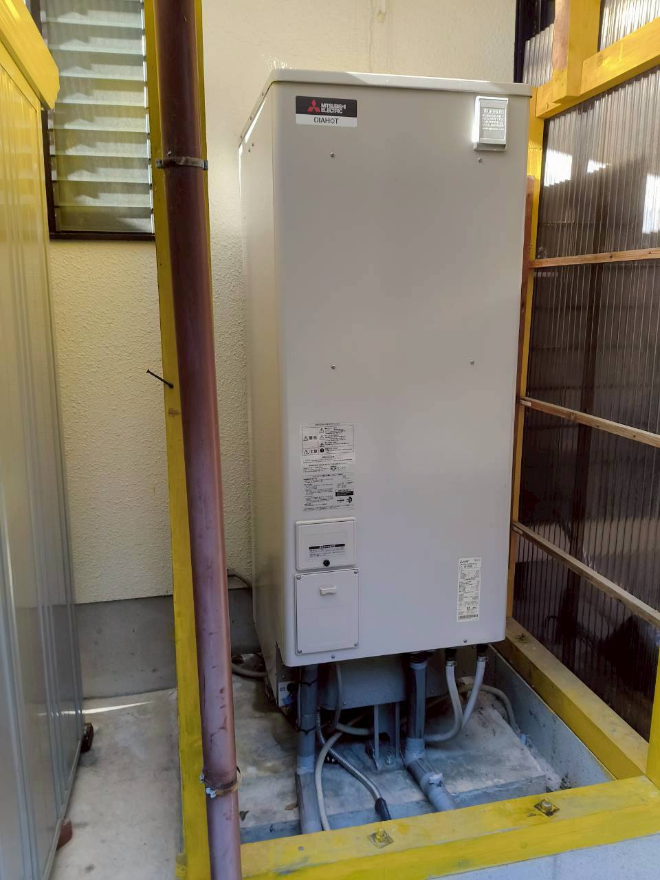兵庫県明石市Fエコキュートの施工事例工事前写真