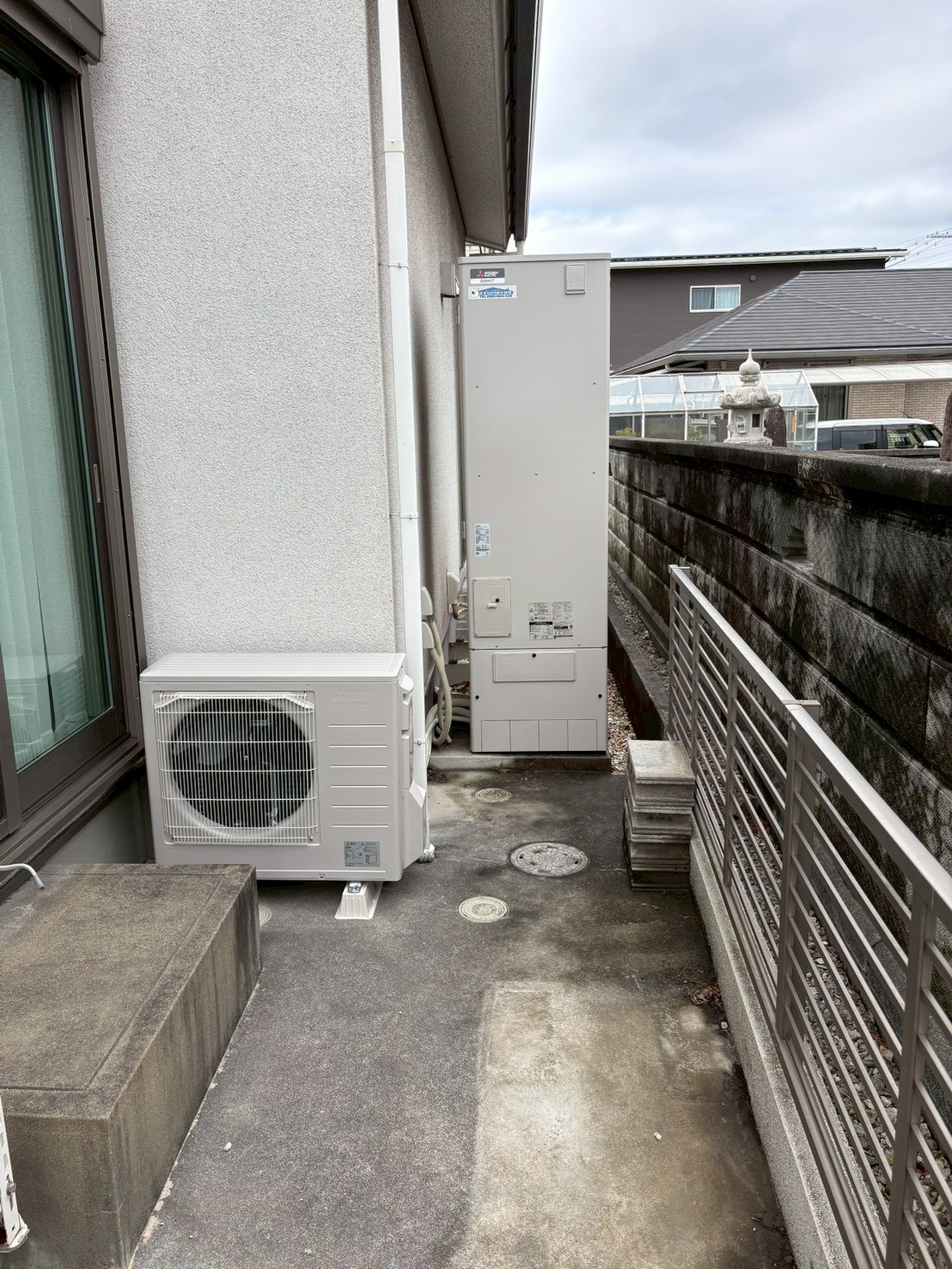 兵庫県加古川市Tエコキュートの施工事例工事後写真