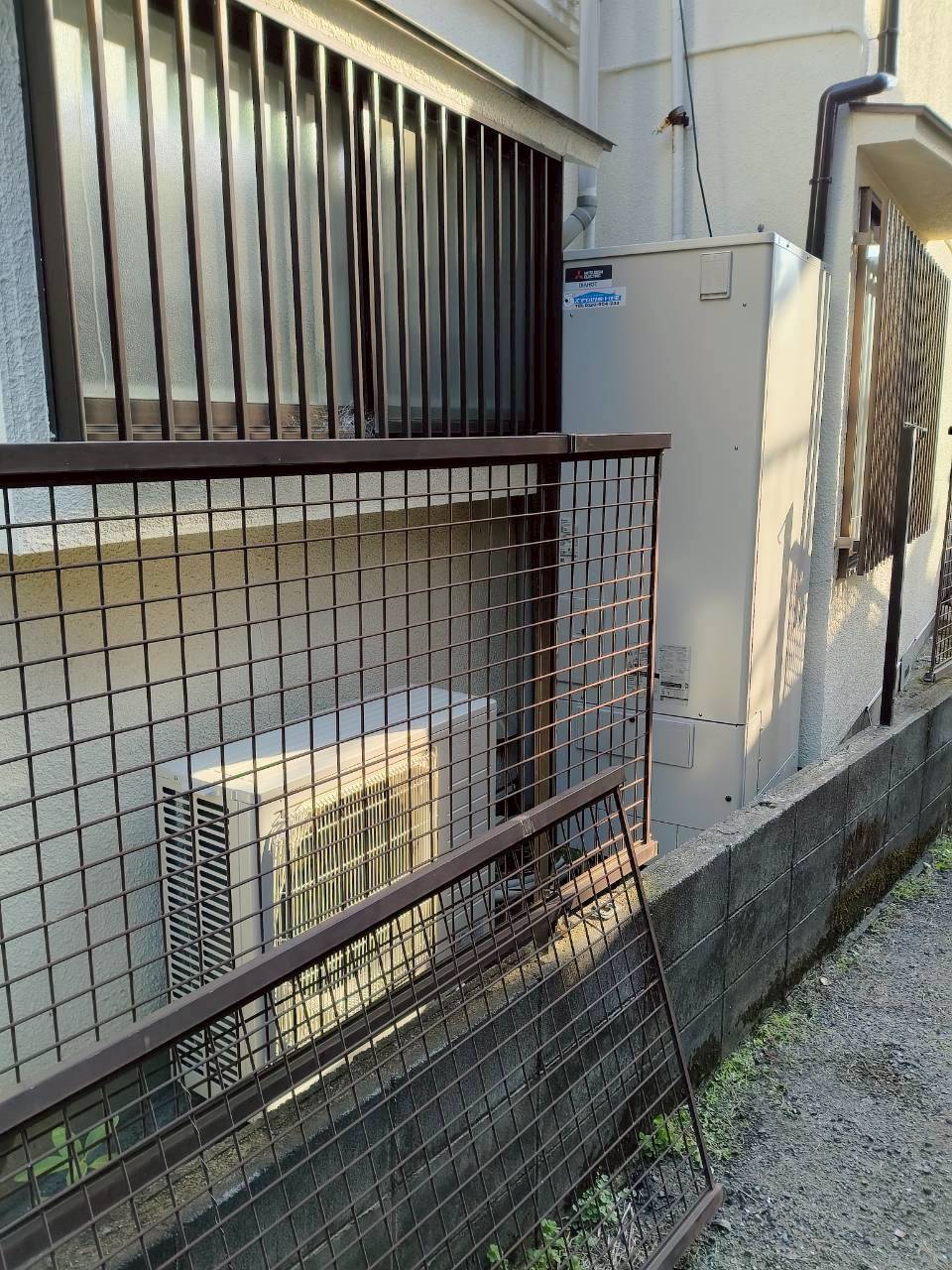 兵庫県明石市Hエコキュートの施工事例工事後写真