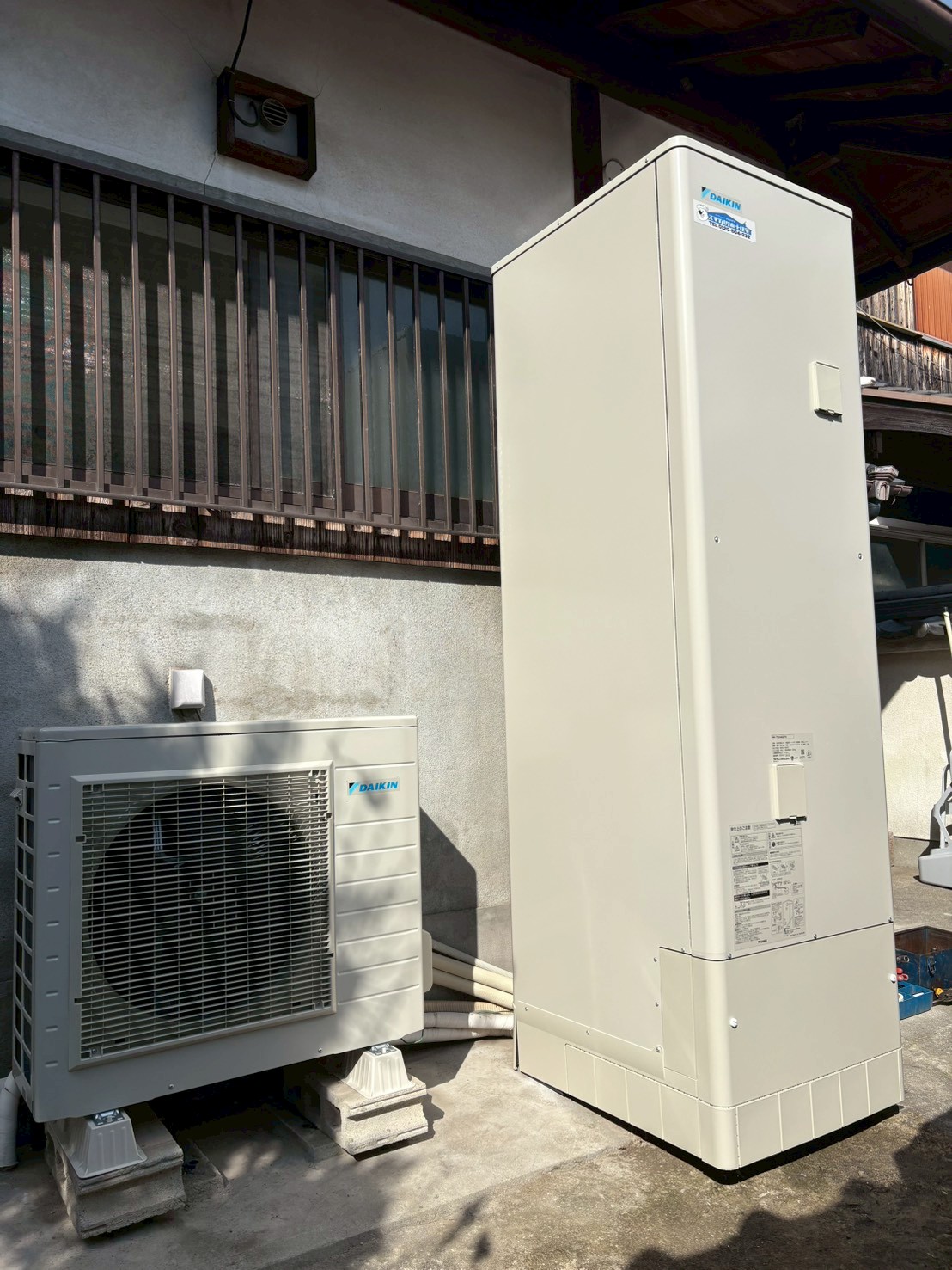 兵庫県三木市Mエコキュートの施工事例工事後写真