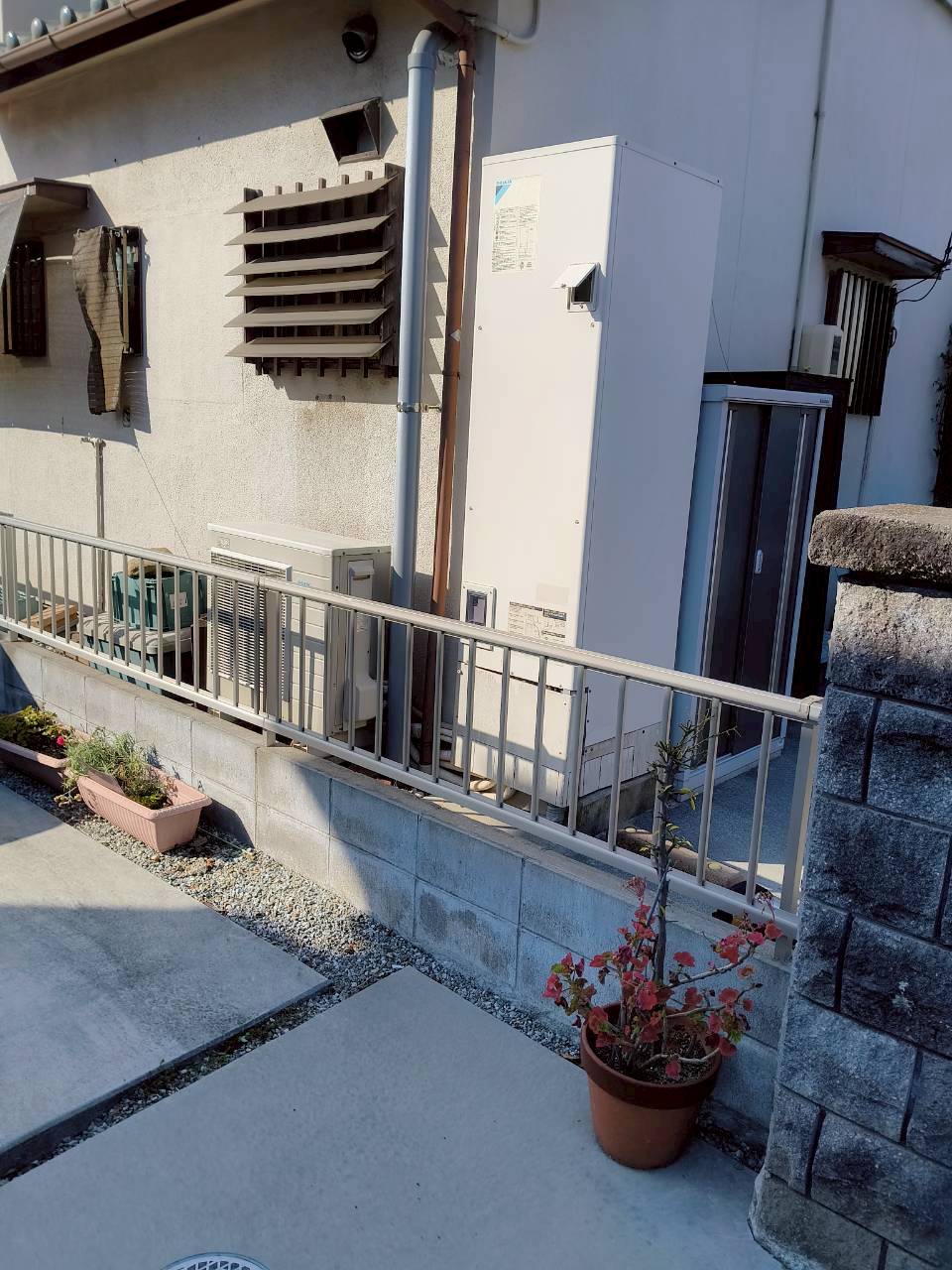 兵庫県加古郡播磨町Nエコキュートの施工事例工事前写真