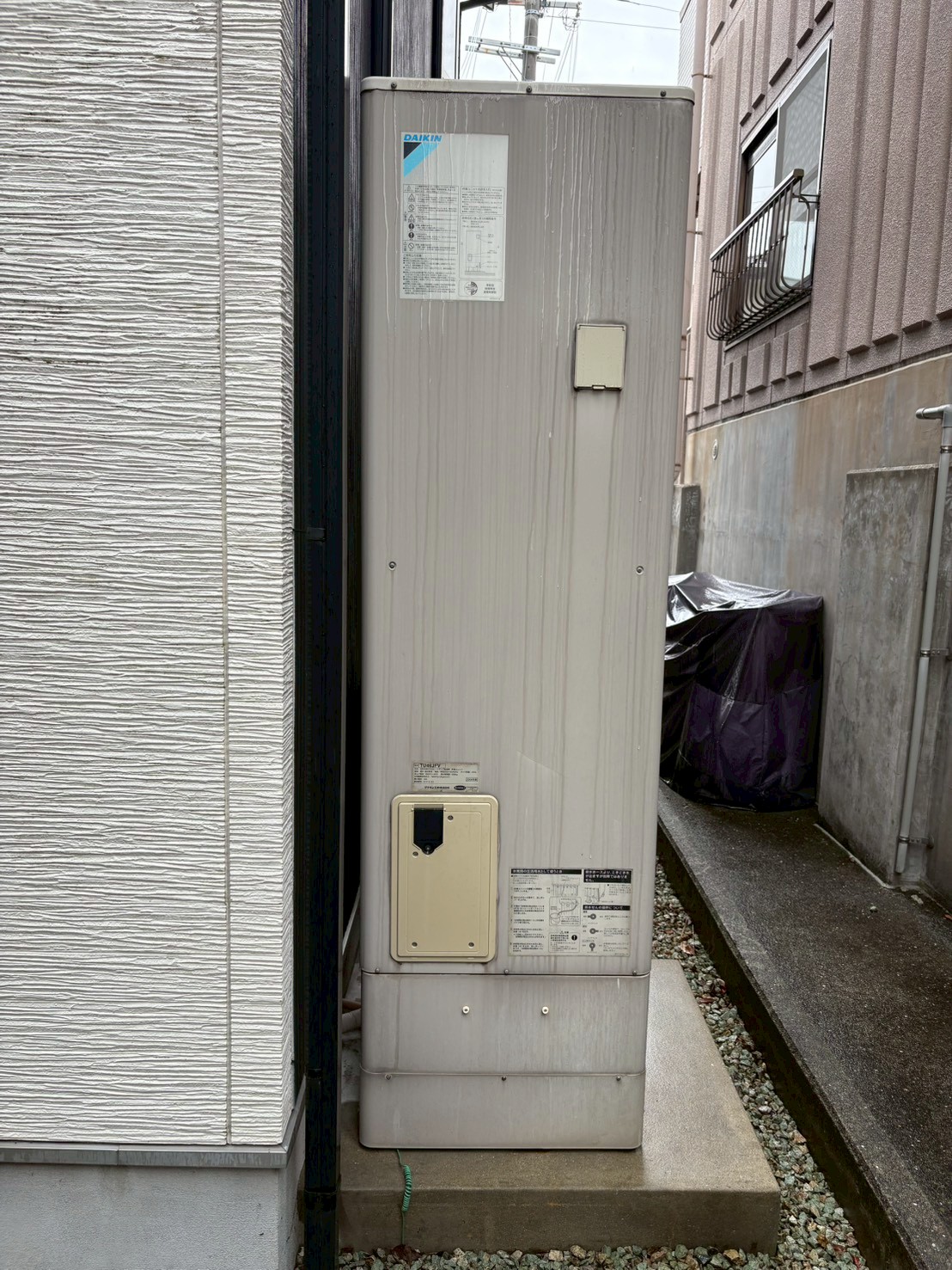 兵庫県加東市Oエコキュートの施工事例工事前写真
