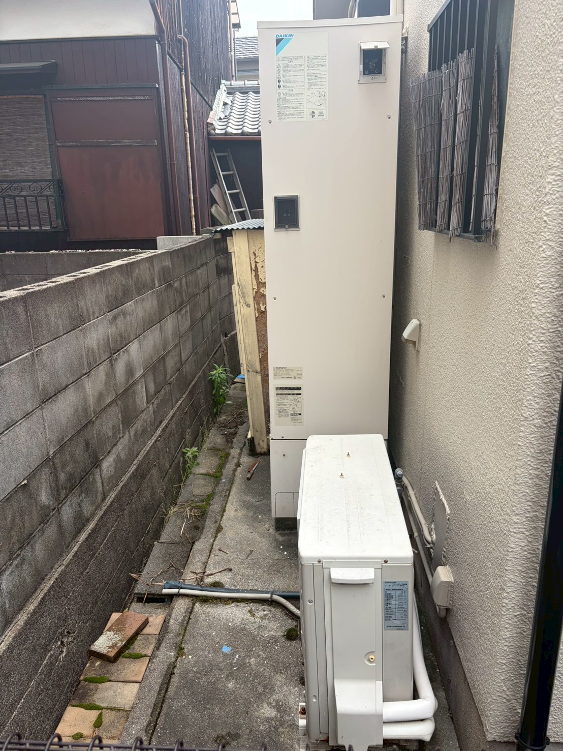 兵庫県明石市Kエコキュートの施工事例工事前写真