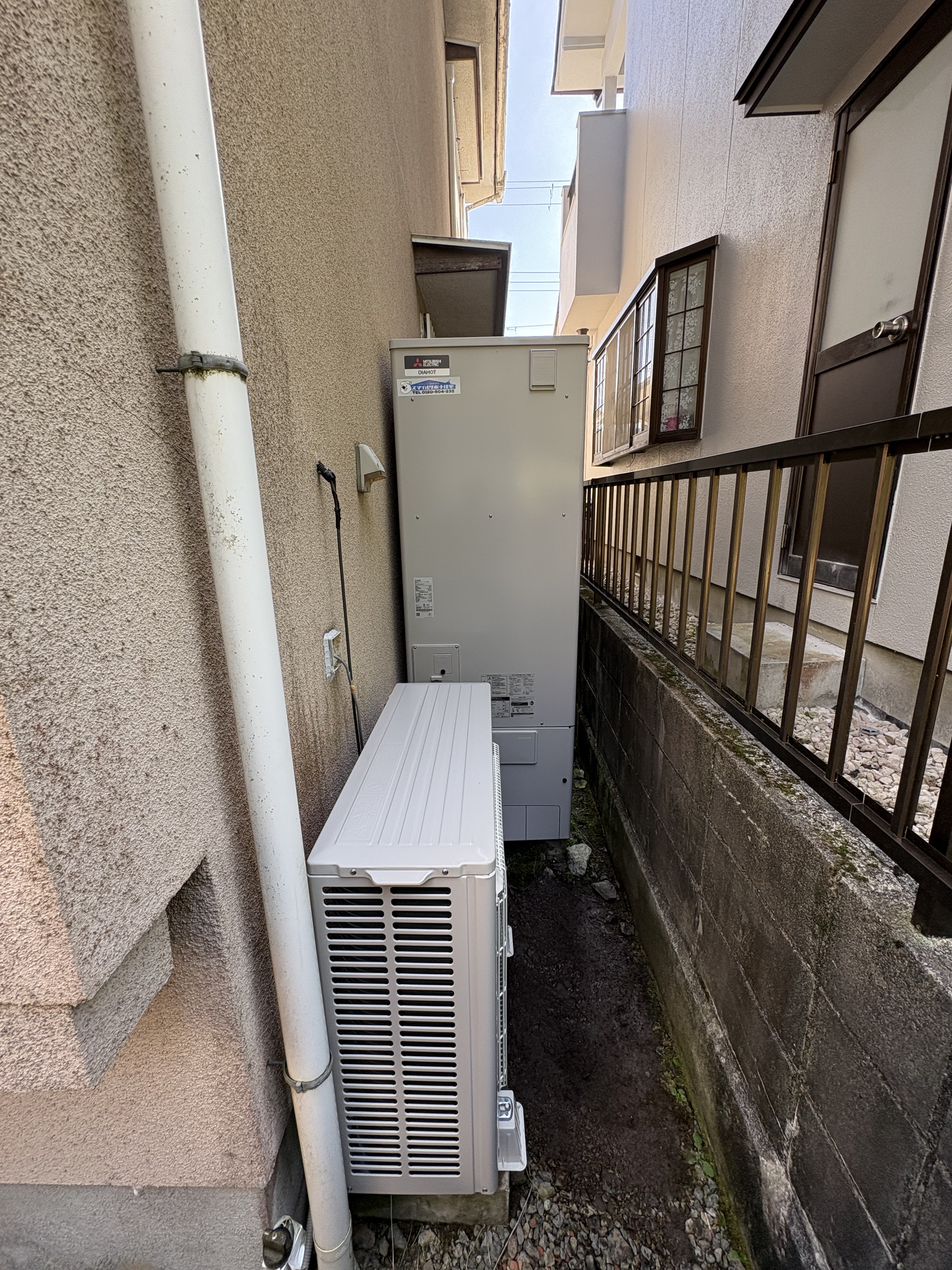 兵庫県姫路市Oエコキュートの施工事例工事後写真