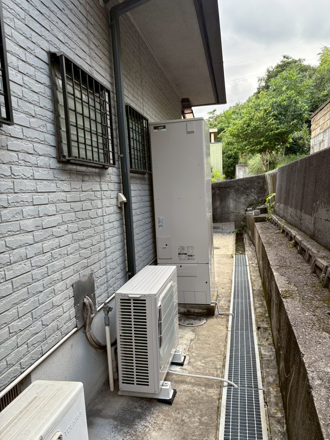 兵庫県姫路市Kエコキュートの施工事例工事後写真