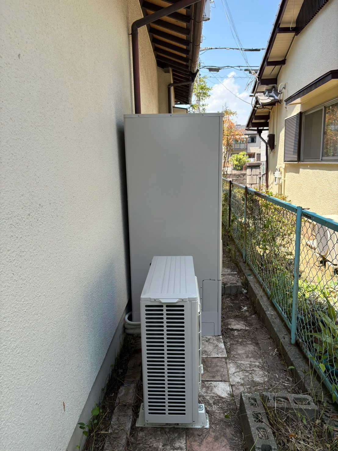 兵庫県加古郡稲美町Kエコキュートの施工事例工事後写真