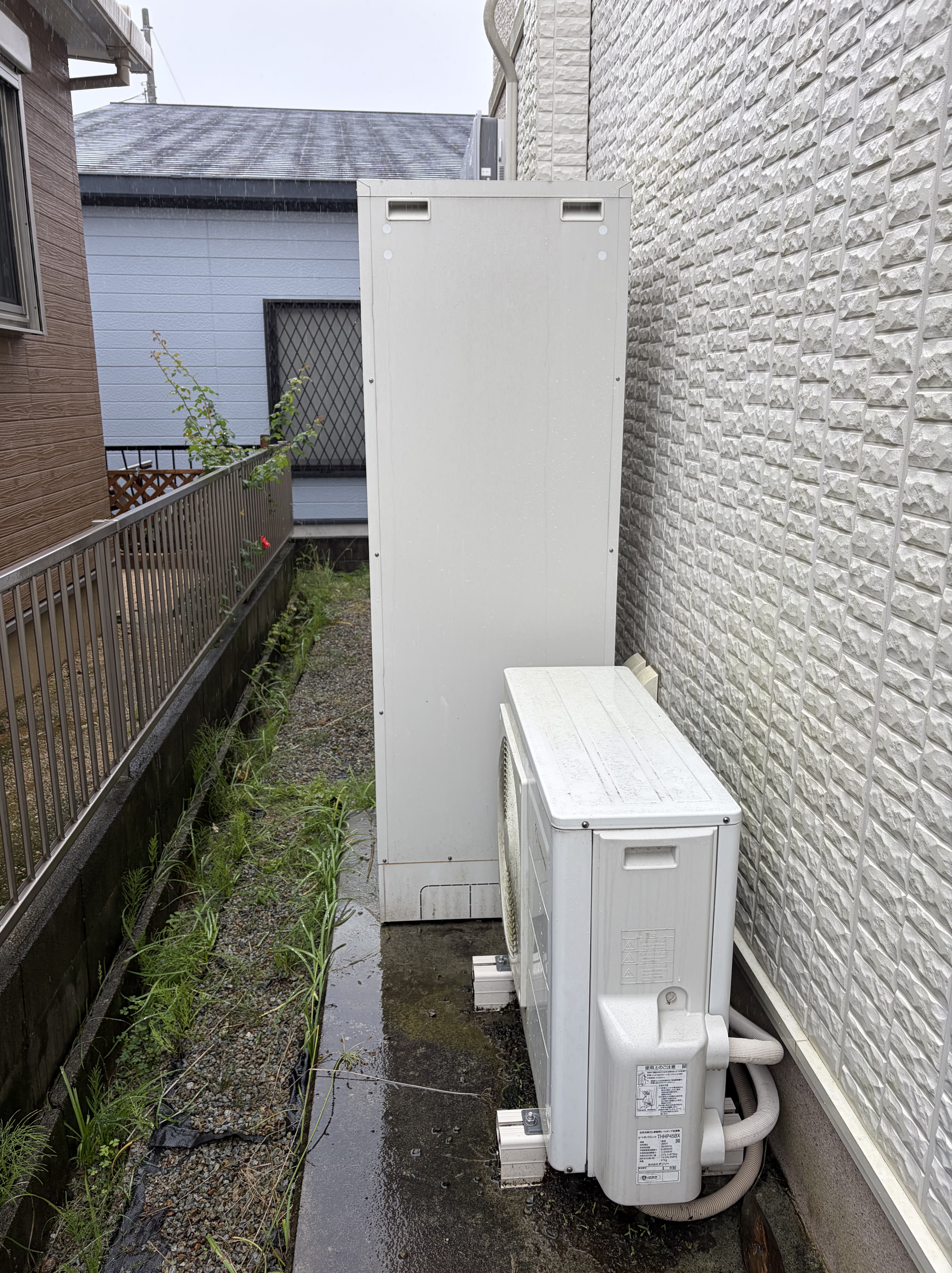 兵庫県三木市Hエコキュートの施工事例工事前写真