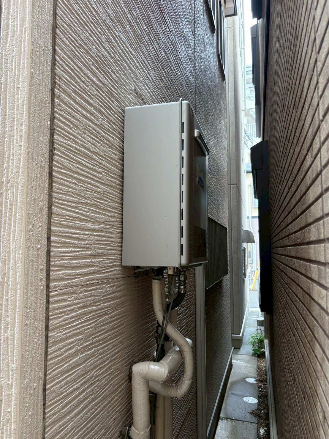 神戸市兵庫区Kガス給湯器の施工事例工事後写真